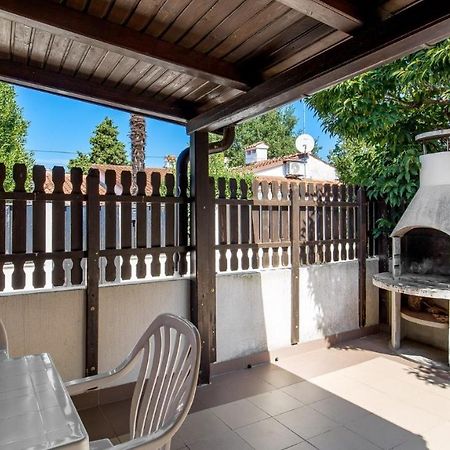Rona Holiday Home Ana Porec Exterior photo