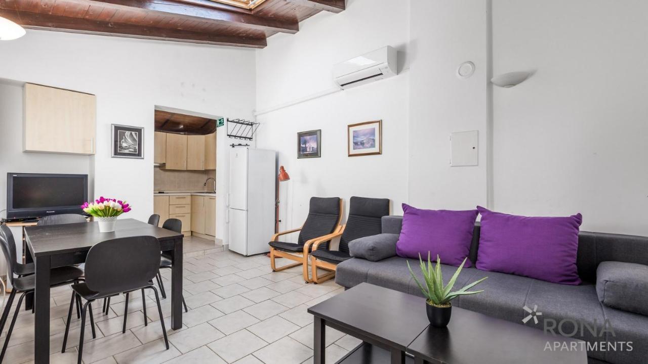 Rona Holiday Home Ana Porec Exterior photo